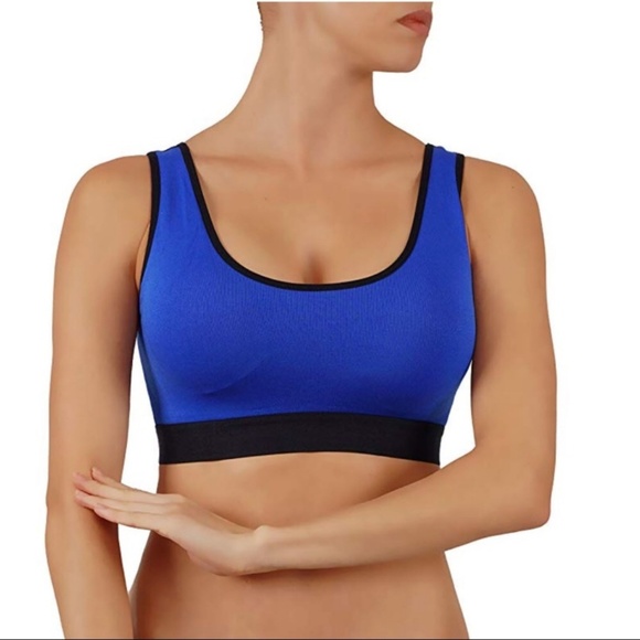 Criss Cross Back Detail Sports Bra in blue - Picture 2 of 2
